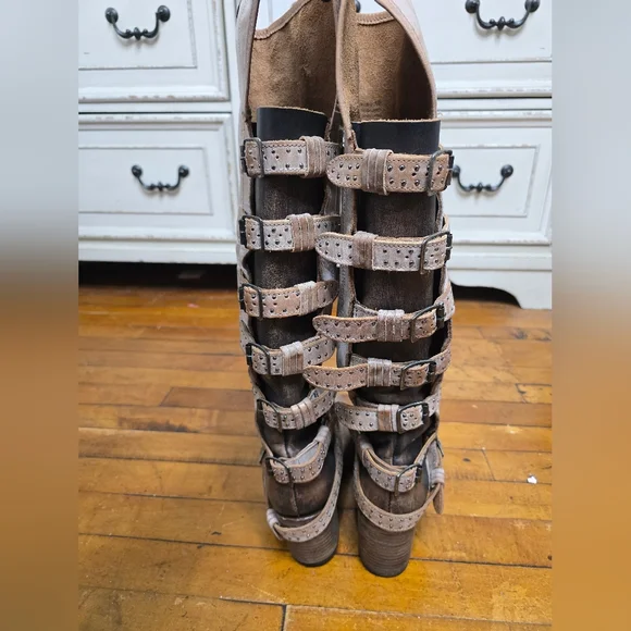 Freebird By Steven "Callisto" Taupe - Picture 2 of 6